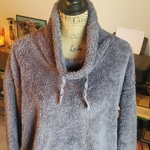 Old Navy gray sherpa pullover size Large *cozy warm*